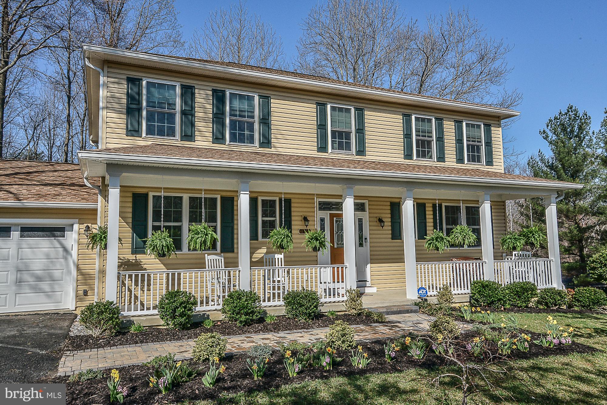 7823 Roundabout Way Springfield, VA 22153 - Photo 3 of 66 Gallery Image 3