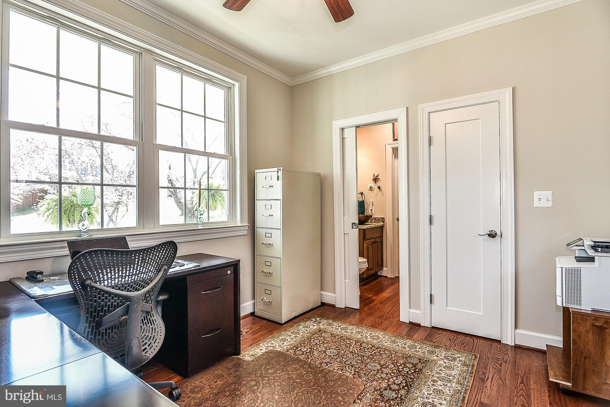 7823 Roundabout Way Springfield, VA 22153 - Photo 28 of 66 Gallery Image 28