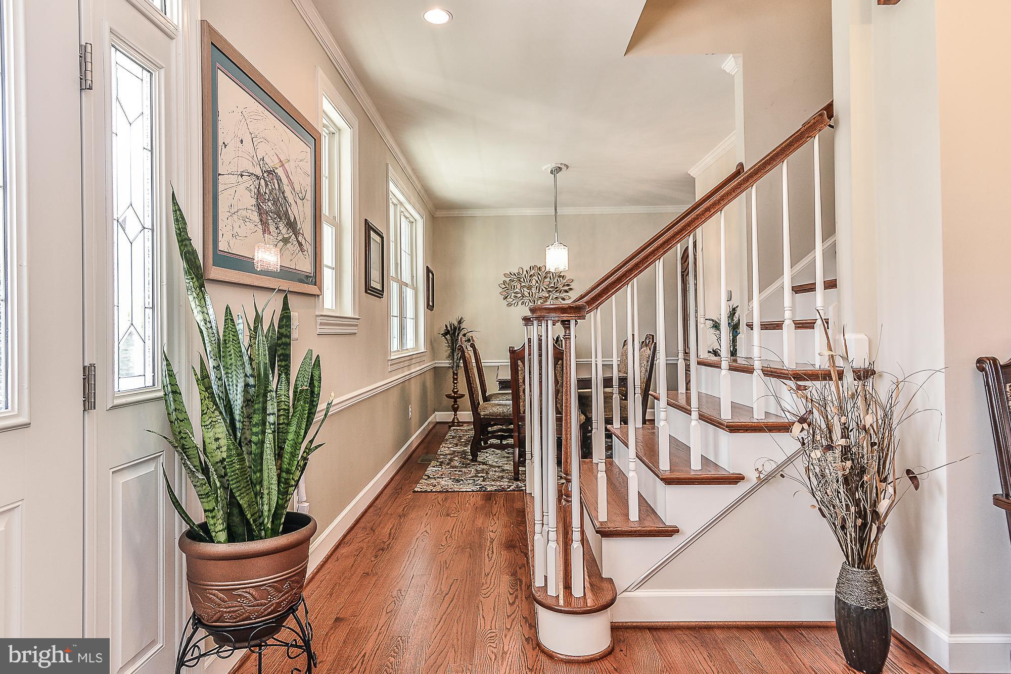 7823 Roundabout Way Springfield, VA 22153 - Photo 4 of 66 Gallery Image 4