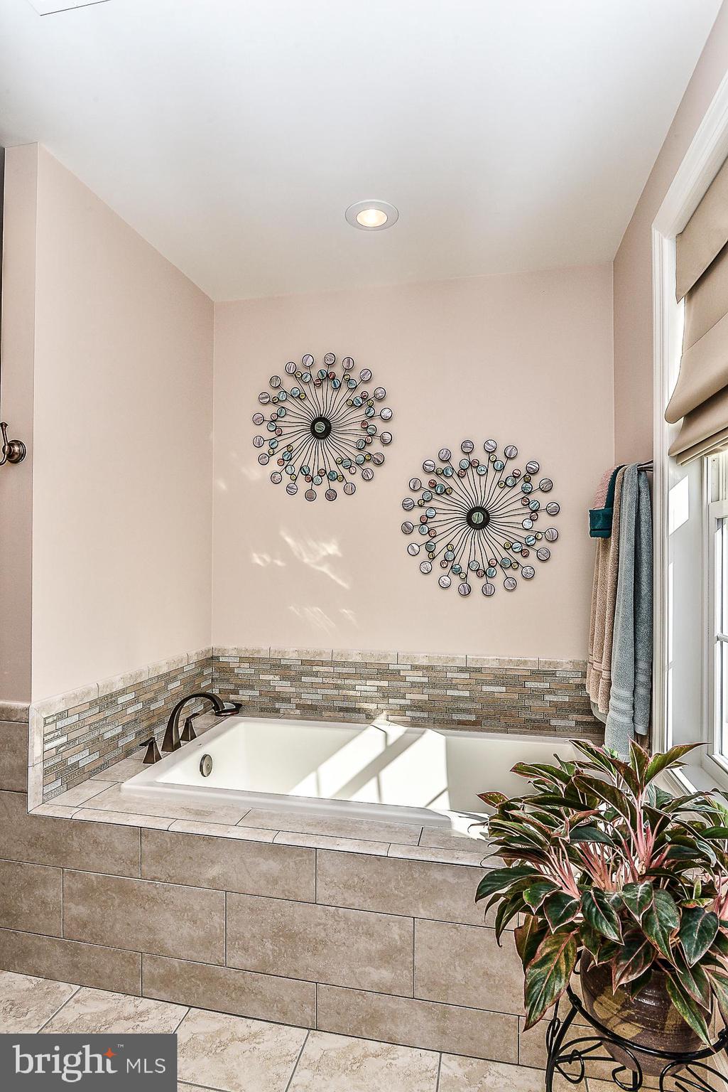 7823 Roundabout Way Springfield, VA 22153 - Photo 37 of 66 Gallery Image 37