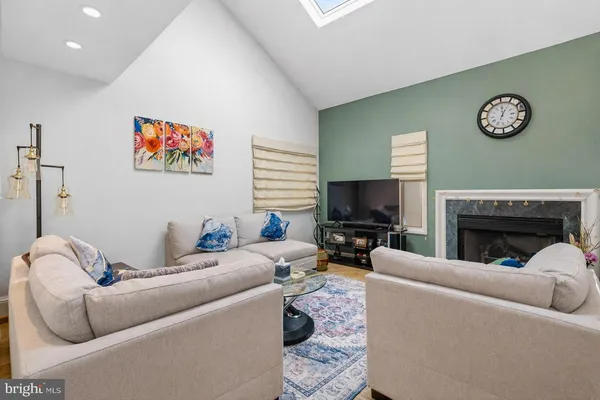 $998,000 | 310 Sayre Drive, Princeton, NJ 08540