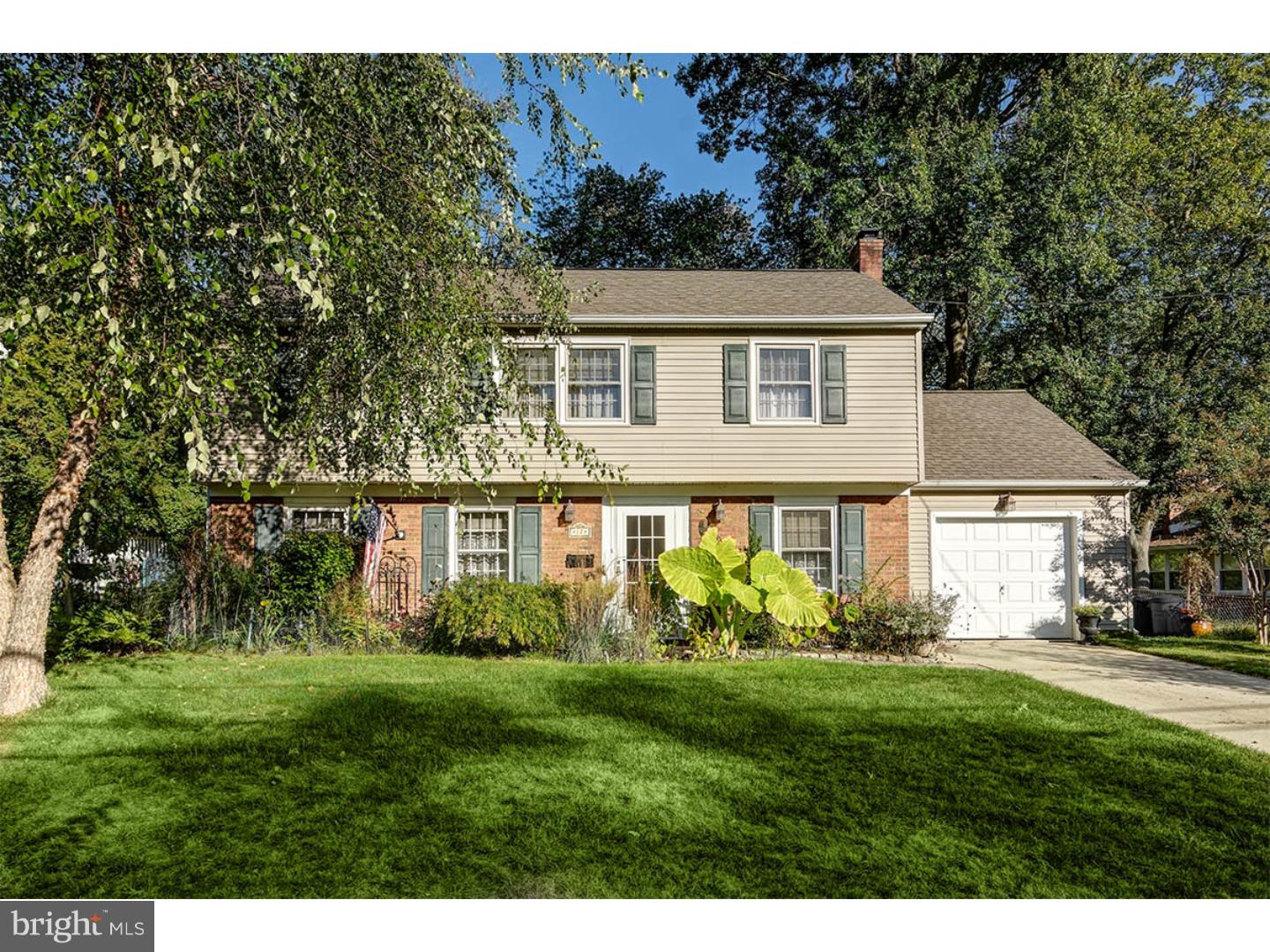 17 Ridgewood Circle Haddonfield, NJ 08033 - Photo 1 of 24 Gallery Image 1