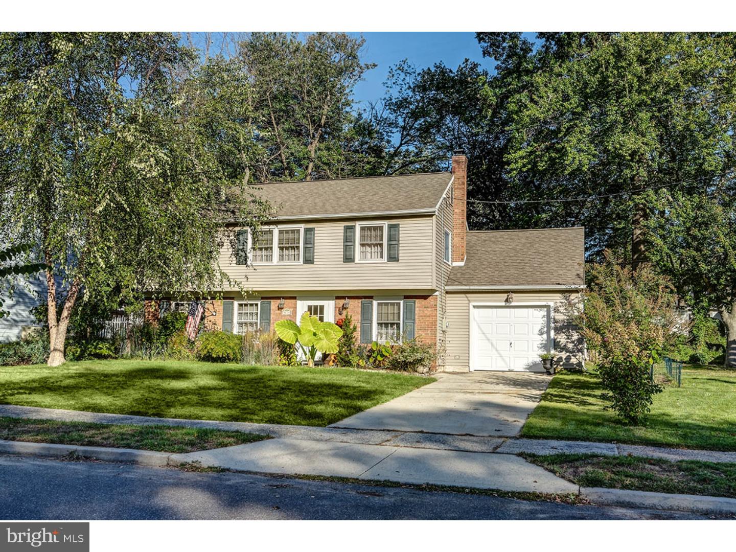 17 Ridgewood Circle Haddonfield, NJ 08033 - Photo 2 of 24 Gallery Image 2