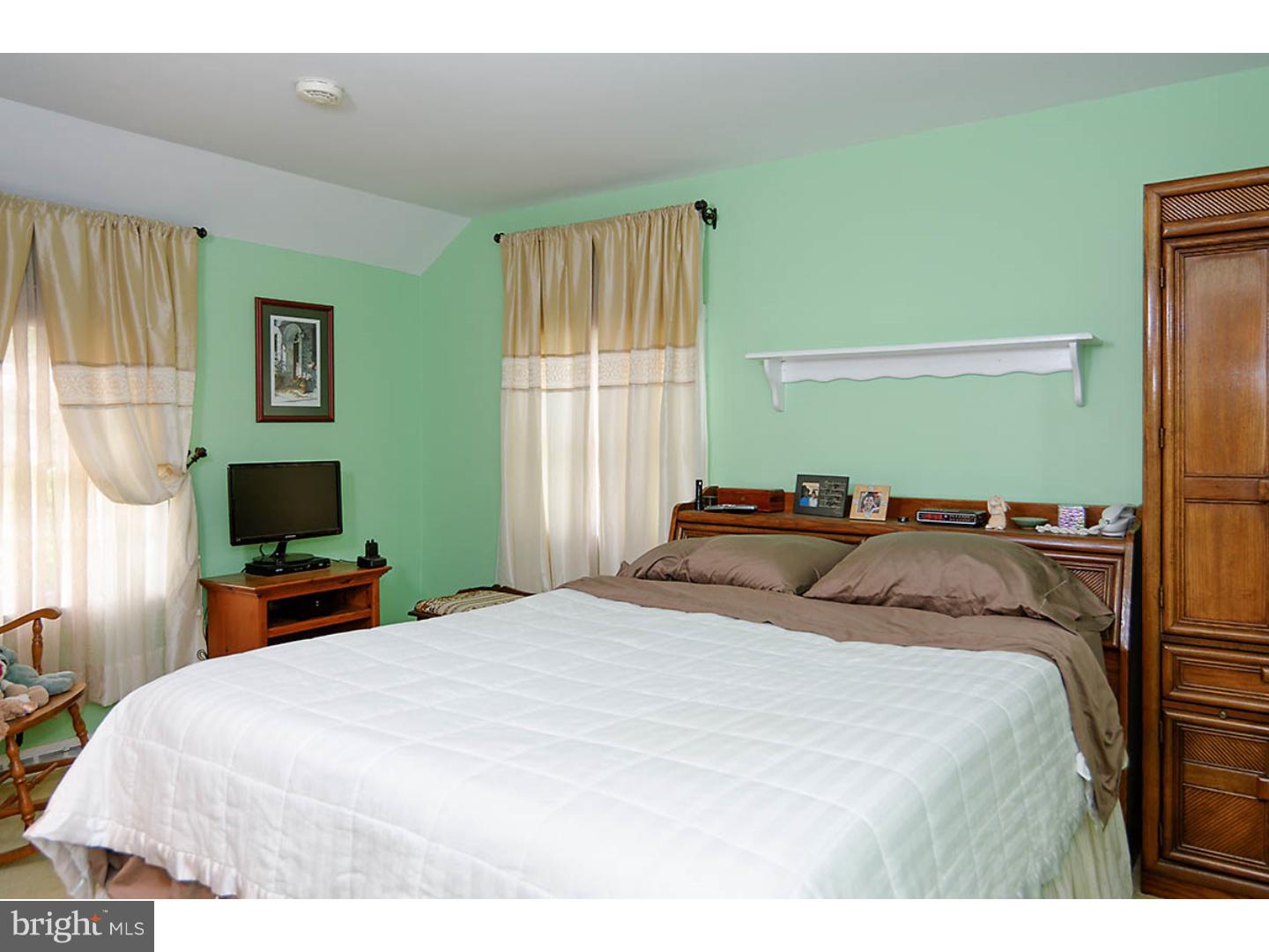 17 Ridgewood Circle Haddonfield, NJ 08033 - Photo 16 of 24 Gallery Image 16