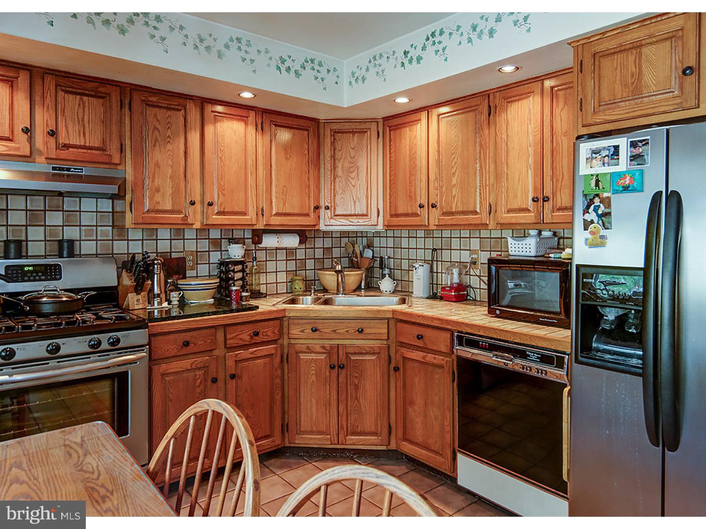 17 Ridgewood Circle Haddonfield, NJ 08033 - Photo 5 of 24 Gallery Image 5