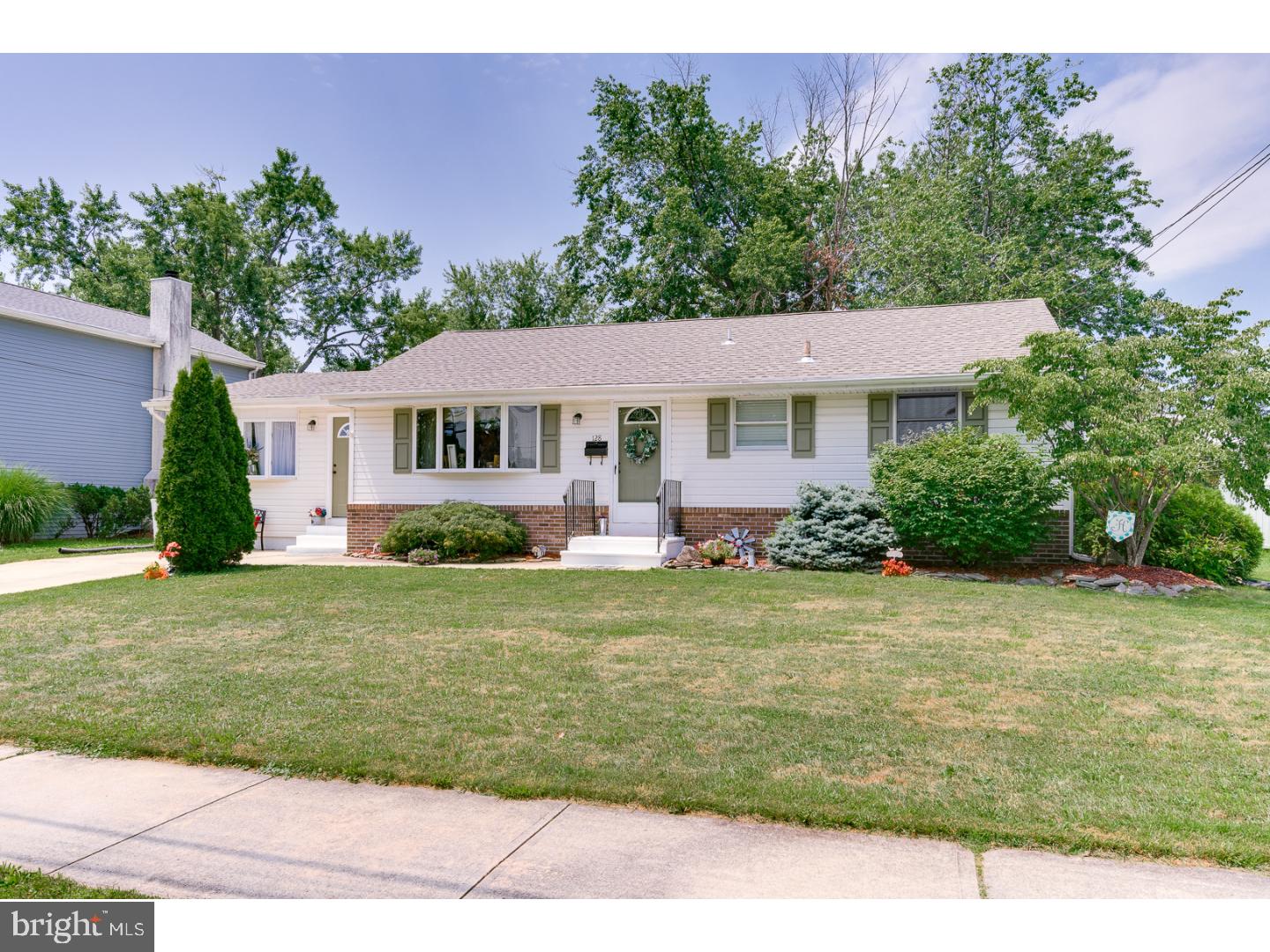 128 Miry Brook Road Hamilton, NJ 08690 - Photo 2 of 23