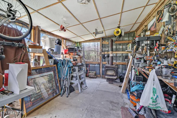 $379,900 | 239 Doc Huling Road, Robbins, TN 37852