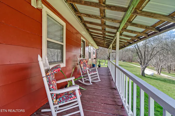 $379,900 | 239 Doc Huling Road, Robbins, TN 37852