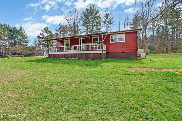 $379,900 | 239 Doc Huling Road, Robbins, TN 37852