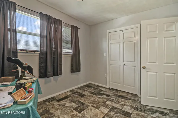 $379,900 | 239 Doc Huling Road, Robbins, TN 37852