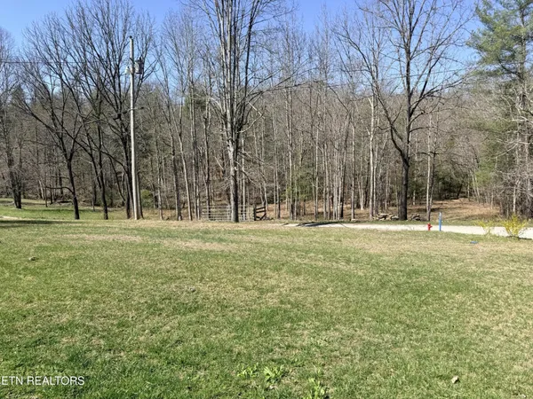 $379,900 | 239 Doc Huling Road, Robbins, TN 37852