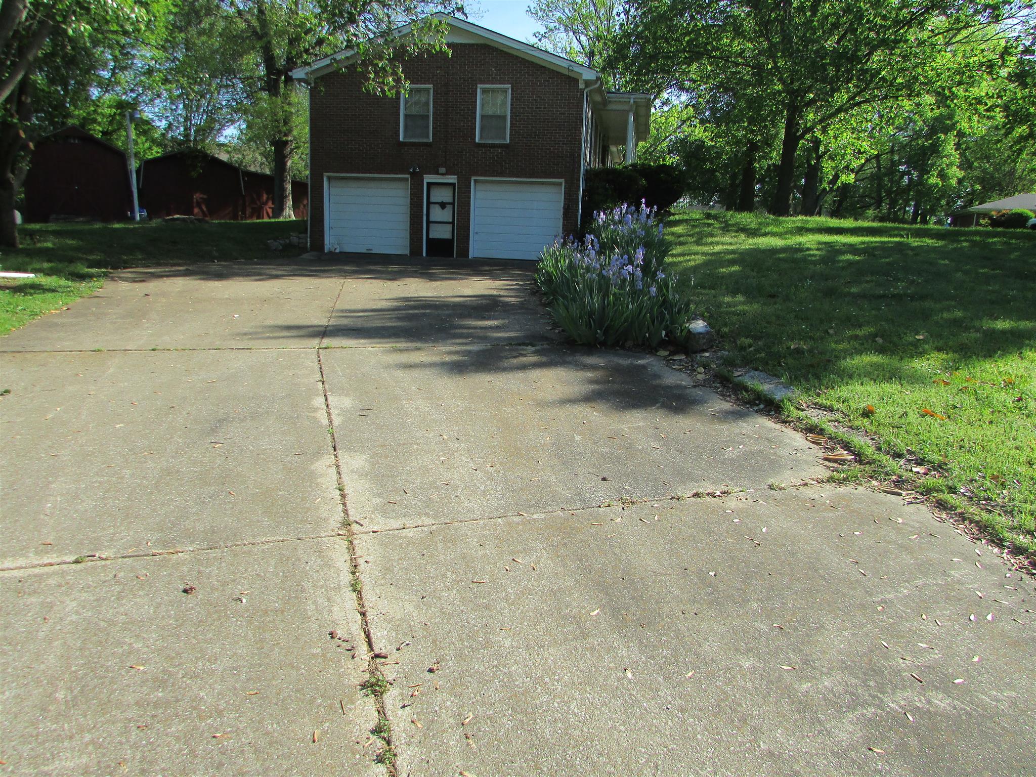 200 Hampton Road Columbia, TN 38401 - Photo 9 of 19 Gallery Image 9