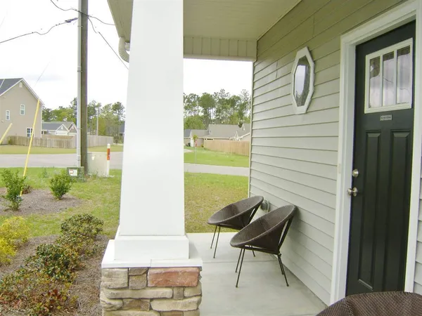 $2,350 | 311 Landing Lane, Sneads Ferry, NC 28460