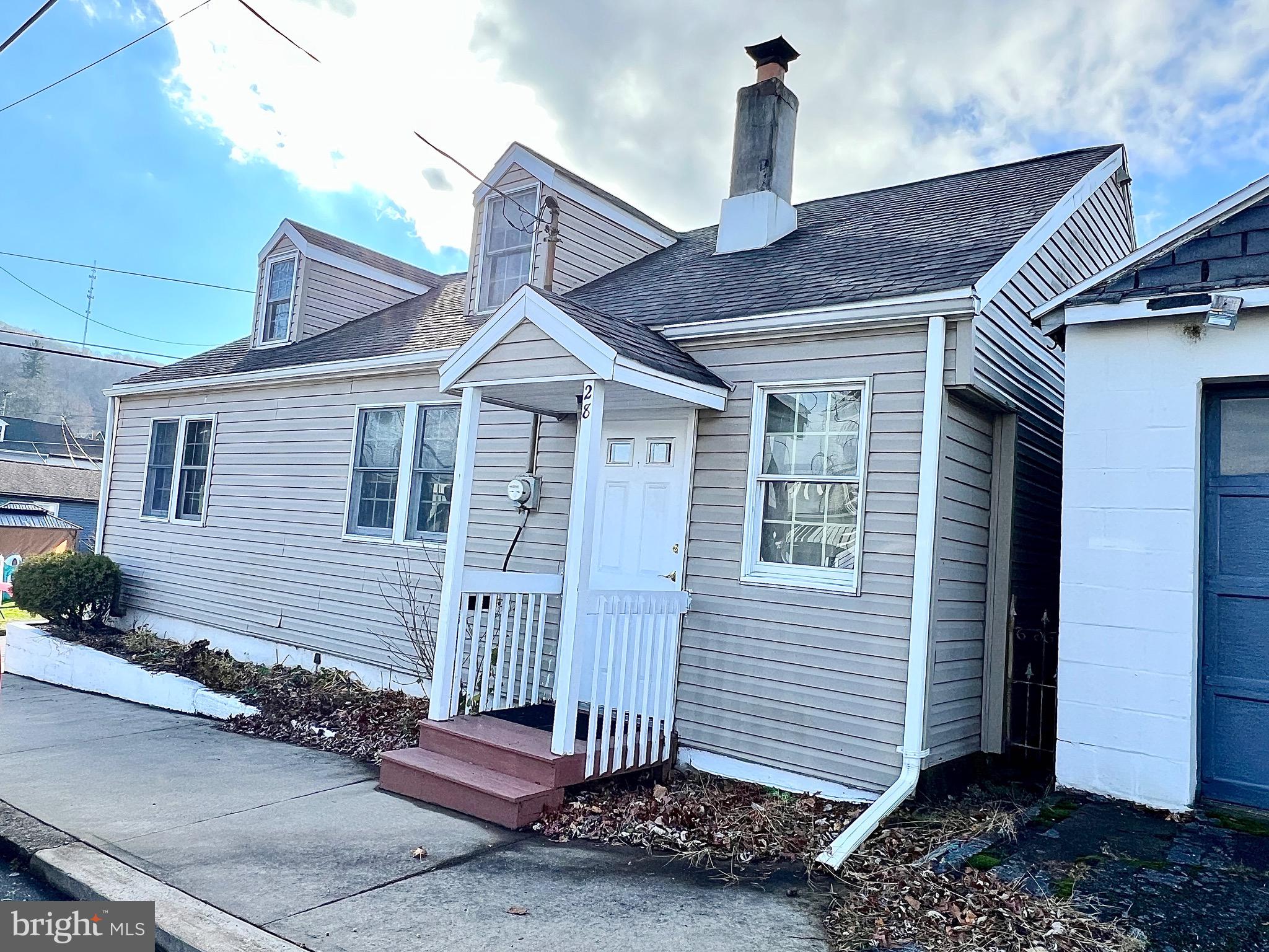 28 North 19th Street Ashland, PA 17921 - Photo 1 of 39