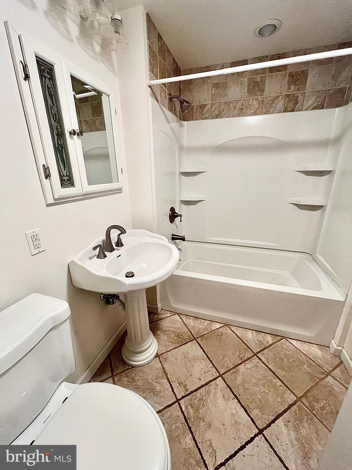 28 North 19th Street Ashland, PA 17921 - Photo 23 of 39