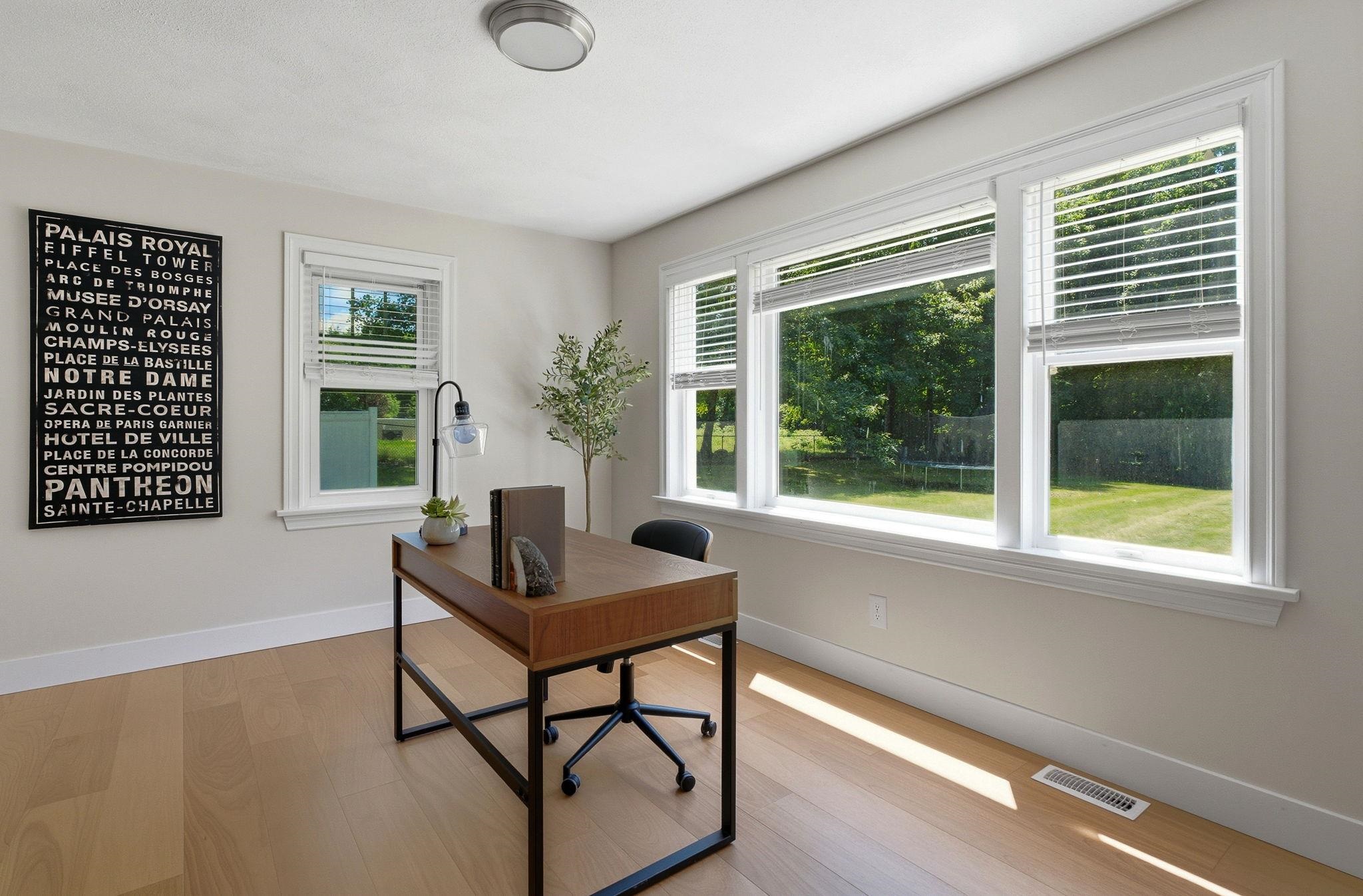 60 Horseshoe Road Windham, NH 03087 - Photo 13 of 35