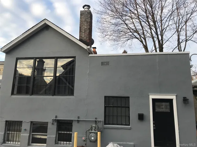 $2,750 | 251 Main Street, Northport, NY 11768