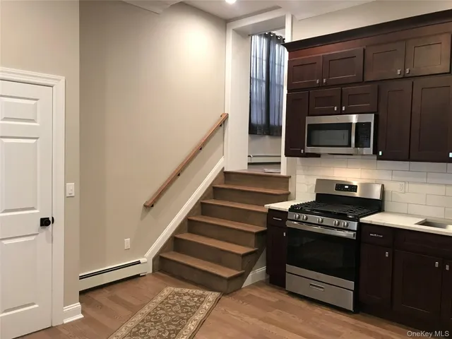 $2,750 | 251 Main Street, Northport, NY 11768