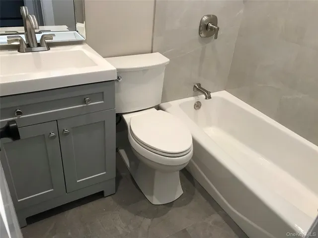 $2,750 | 251 Main Street, Northport, NY 11768