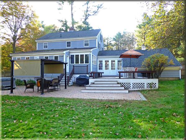23 Greenwood Road Andover, MA 01810 - Photo 3 of 16 Gallery Image 3