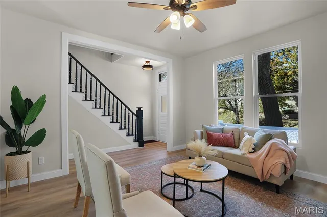 $335,000 | 3718 Oxford Boulevard, St. Louis, MO 63143