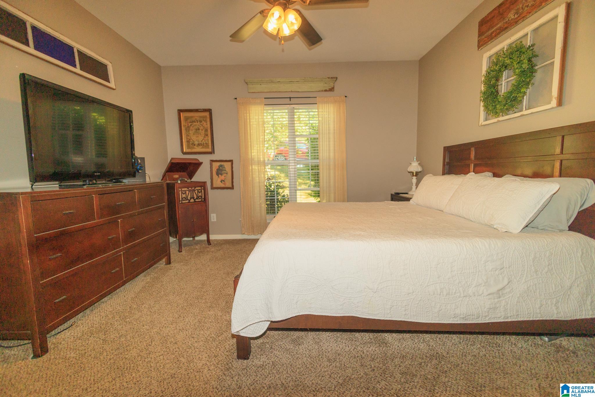 403 Woodland Ridge Road Odenville, AL 35120 - Photo 14 of 40
