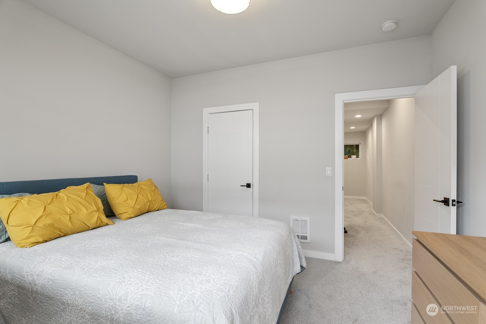 1620 South Lane Street, Unit E Seattle, WA 98144 - Photo 15 of 29