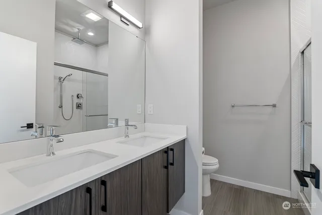 $614,500 | 1620 South Lane Street, Unit E, Seattle, WA 98144