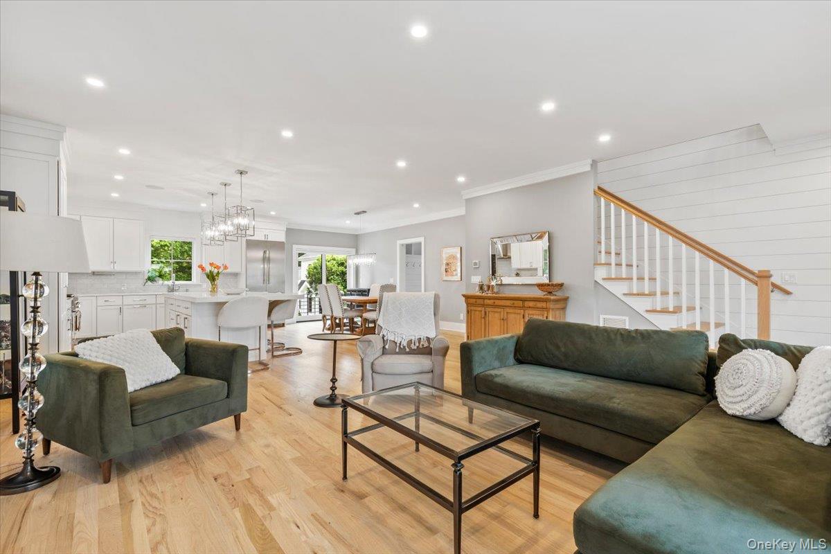 81 Theodore Fremd Avenue, Unit A Rye, NY 10580 - Photo 6 of 31