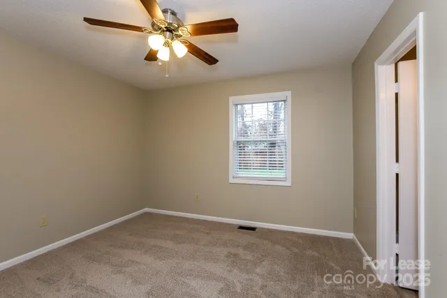 $1,725 | 604 Powerline Avenue, Belmont, NC 28012