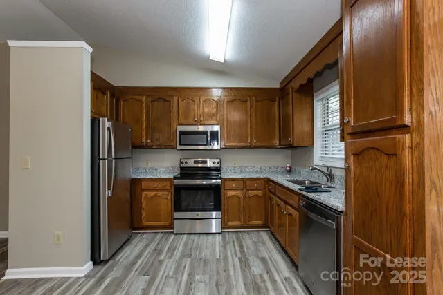 $1,725 | 604 Powerline Avenue, Belmont, NC 28012