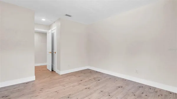 $589,900 | 333 Lake Otis Drive Southeast, Winter Haven, FL 33880