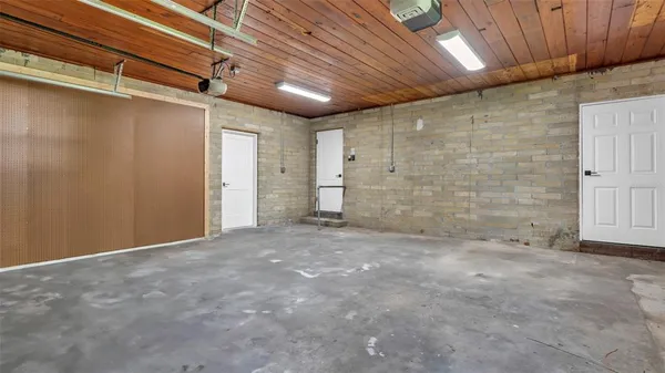 $589,900 | 333 Lake Otis Drive Southeast, Winter Haven, FL 33880