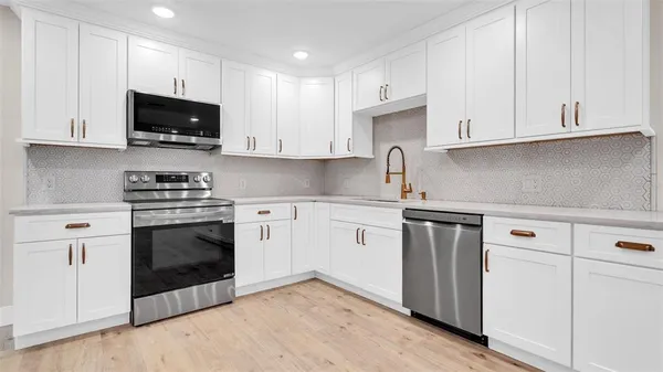 $589,900 | 333 Lake Otis Drive Southeast, Winter Haven, FL 33880