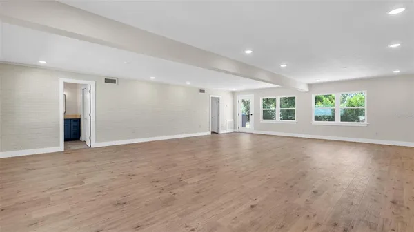 $589,900 | 333 Lake Otis Drive Southeast, Winter Haven, FL 33880