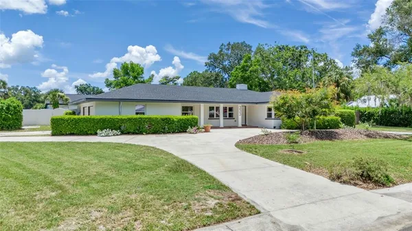 $589,900 | 333 Lake Otis Drive Southeast, Winter Haven, FL 33880