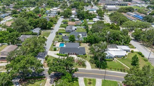 $599,900 | 333 Lake Otis Drive Southeast, Winter Haven, FL 33880