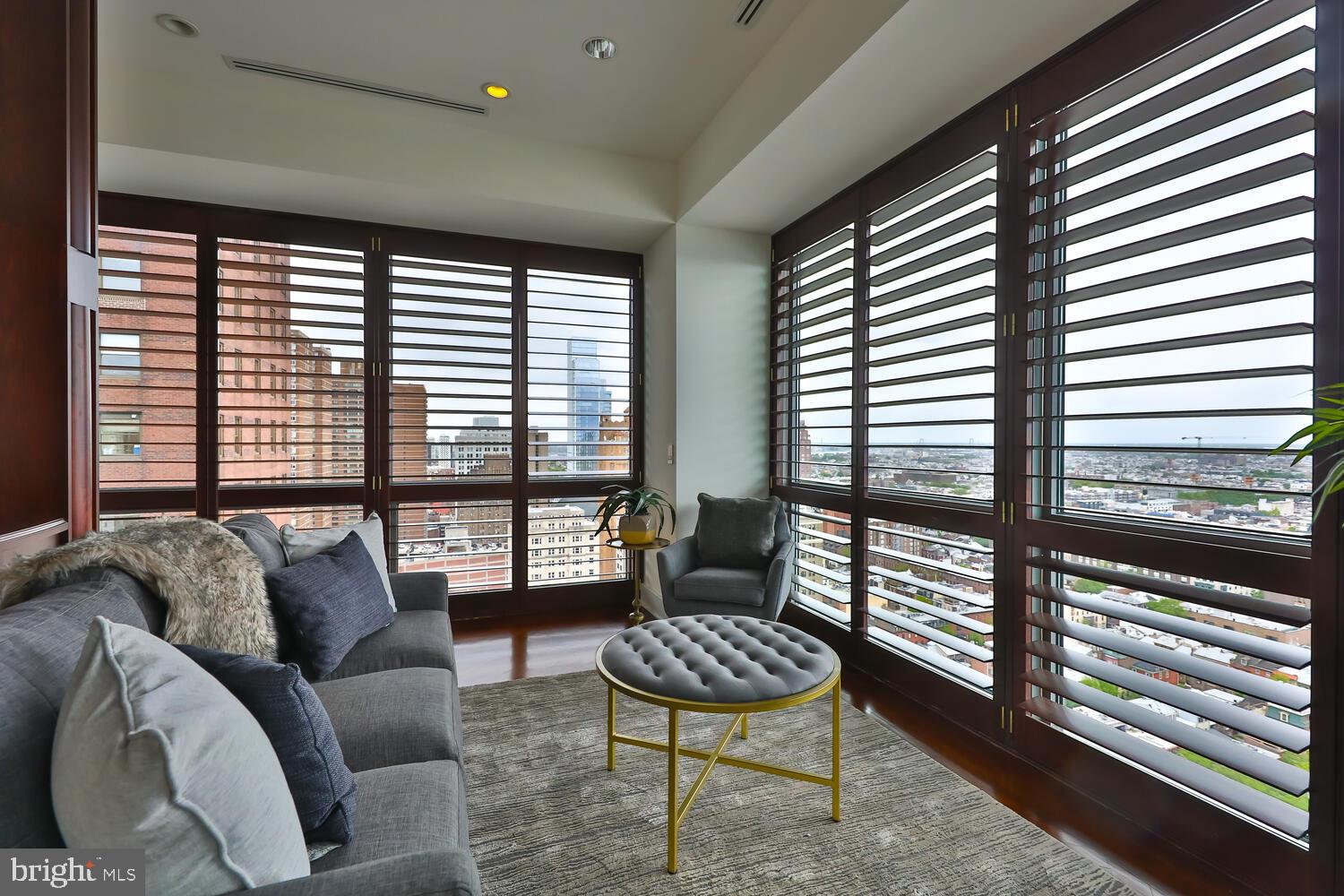 1706 Rittenhouse Square, Unit 2101 Philadelphia, PA 19103 - Photo 25 of 48 Gallery Image 25