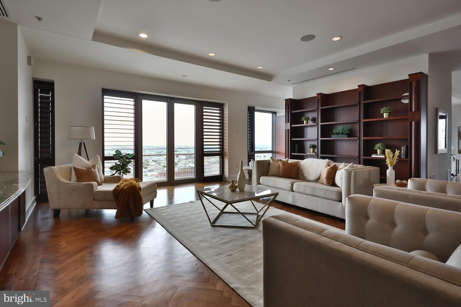 1706 Rittenhouse Square, Unit 2101 Philadelphia, PA 19103 - Photo 10 of 48 Gallery Image 10