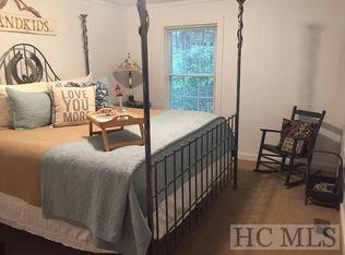 411 Wyanoak Road Highlands, NC 28741 - Photo 6 of 22 Gallery Image 6
