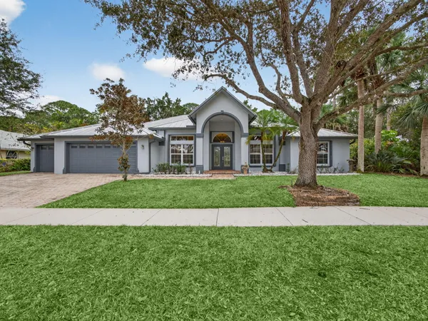 $632,500 | 8895 Southwest Fishermans Wharf Drive, Stuart, FL 34997