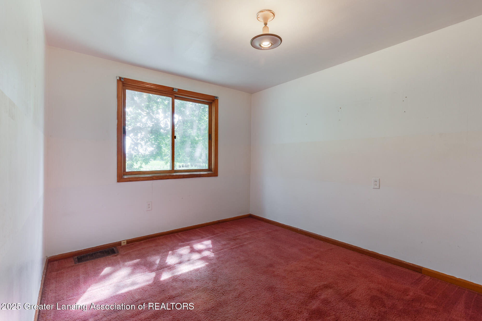 4321 North Upton Road Elsie, MI 48831 - Photo 13 of 26 4321_N_Upton_BROCK-19