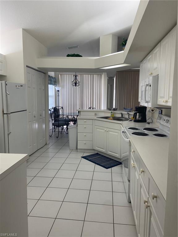 6894 Rain Lily Road, Unit 201 Naples, FL 34109 - Photo 4 of 24 Gallery Image 4