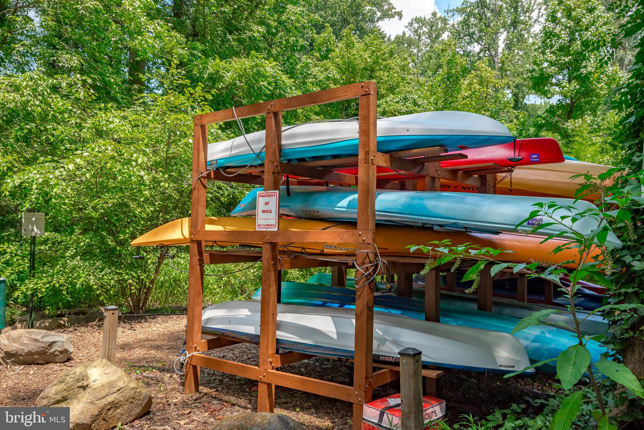 902 Hine Trail Crownsville, MD 21032 - Photo 11 of 28 an outdoor space with seating