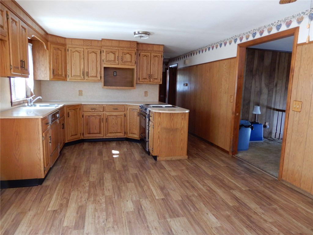 170 Seamans Street Woonsocket, RI 02895 - Photo 9 of 27 Gallery Image 9