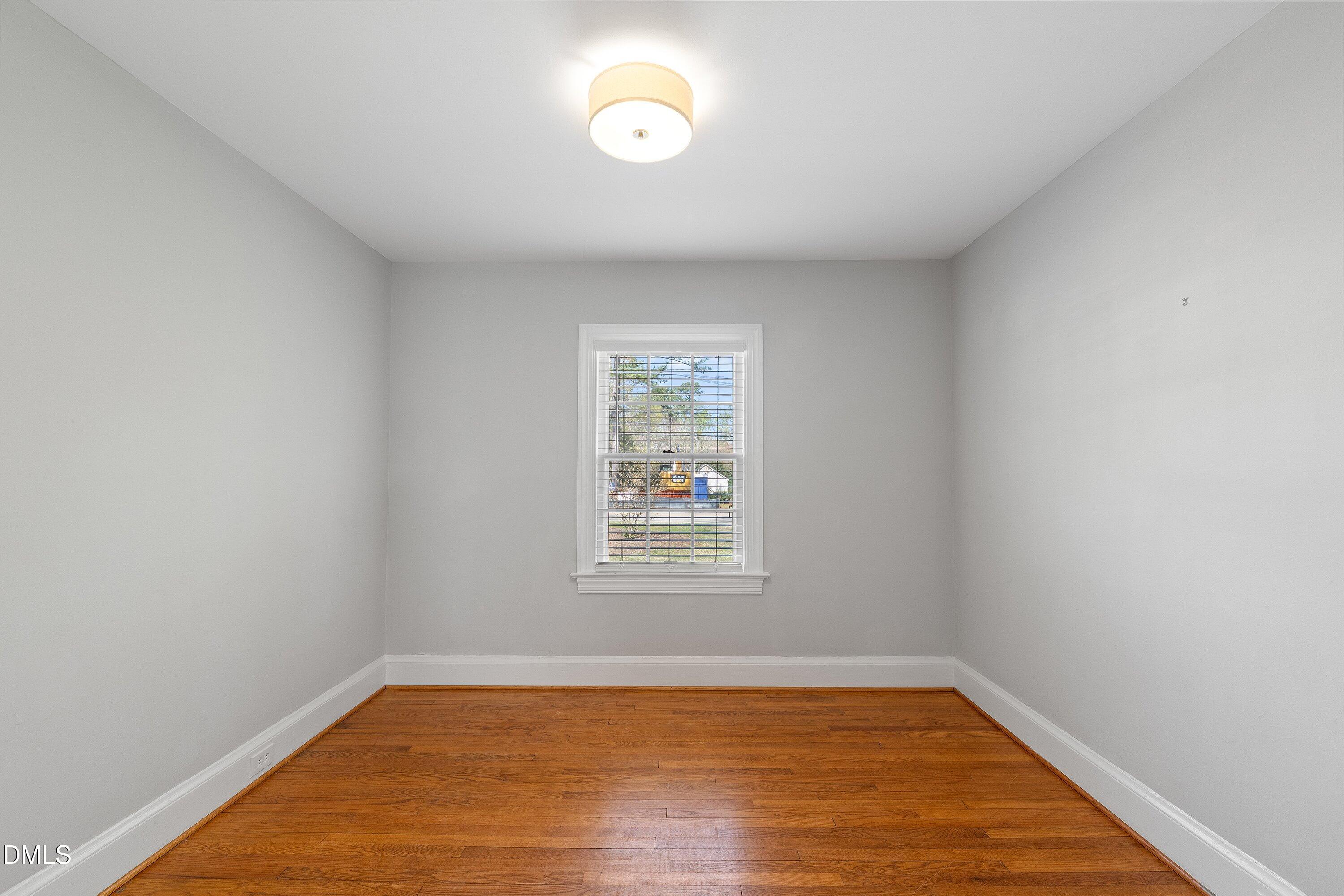 2728 Anderson Drive Raleigh, NC 27608 - Photo 17 of 42 27-2728 Anderson Dr_8167