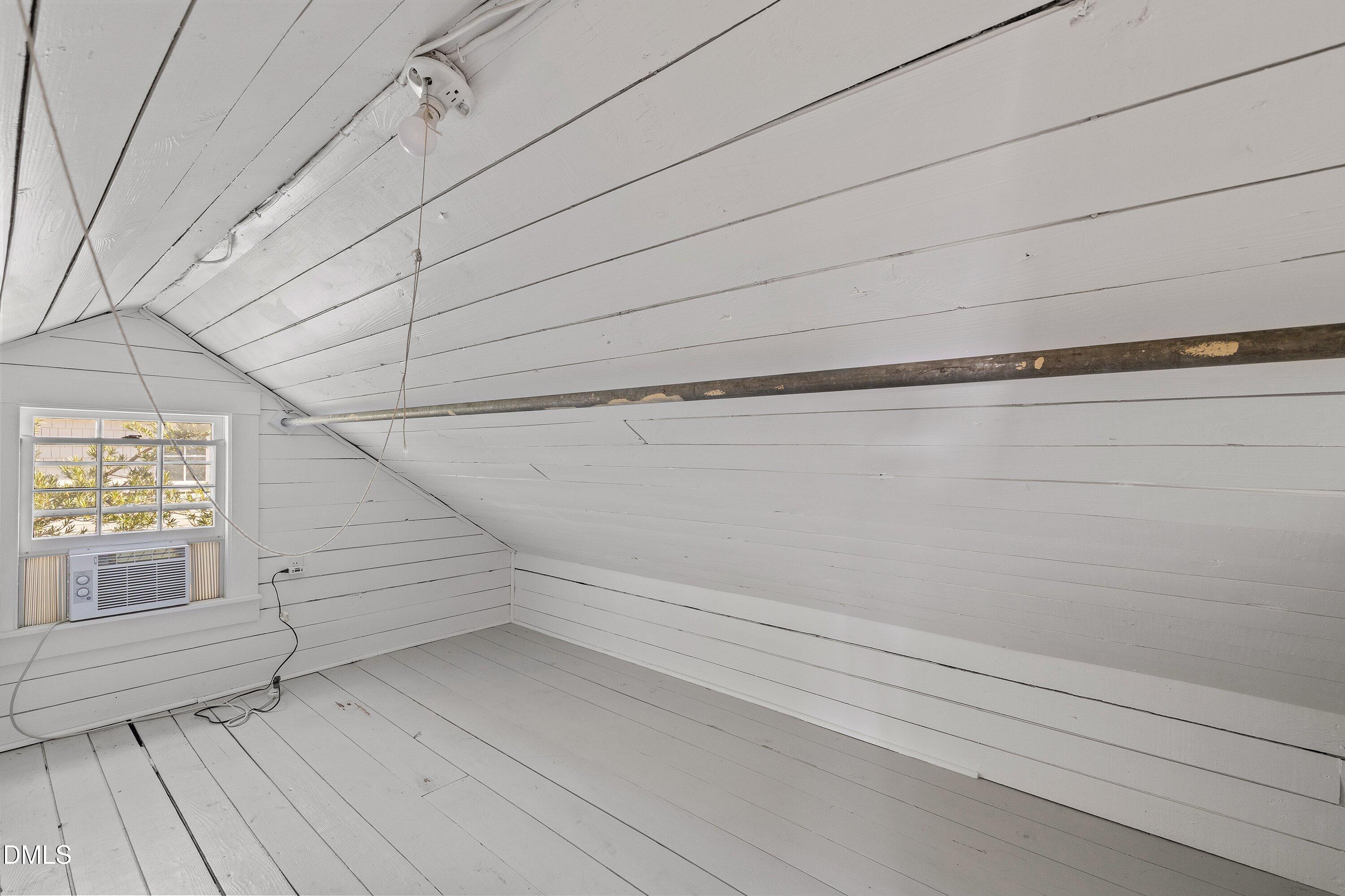 2728 Anderson Drive Raleigh, NC 27608 - Photo 27 of 42 24-2728 Anderson Dr_8152