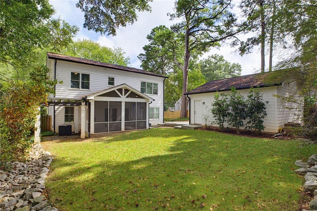 827 Derrydown Way Decatur, GA 30030 - Photo 22 of 38 Gallery Image 22