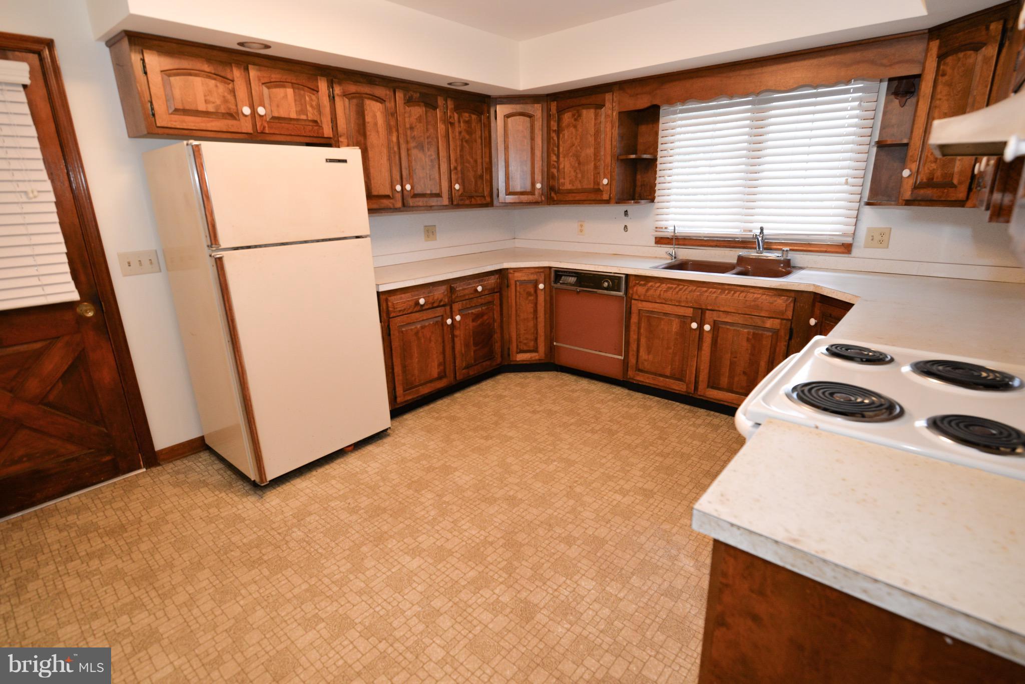 8551 Broad Neck Road Chestertown, MD 21620 - Photo 6 of 24 Kitchen