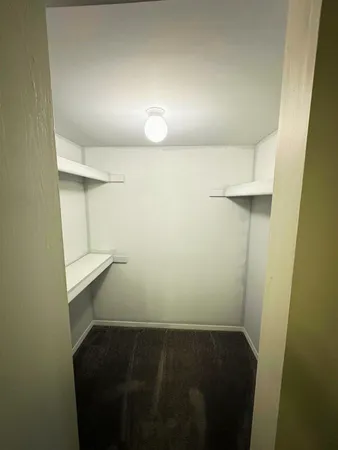 $1,800 | 13635 Lamon Avenue, Unit A17, Crestwood, IL 60418